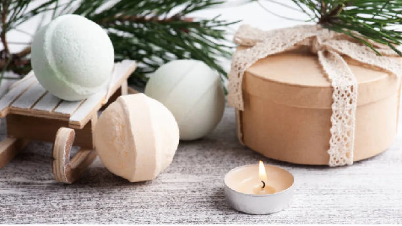 Eco-Friendly Bath Bomb Boxes